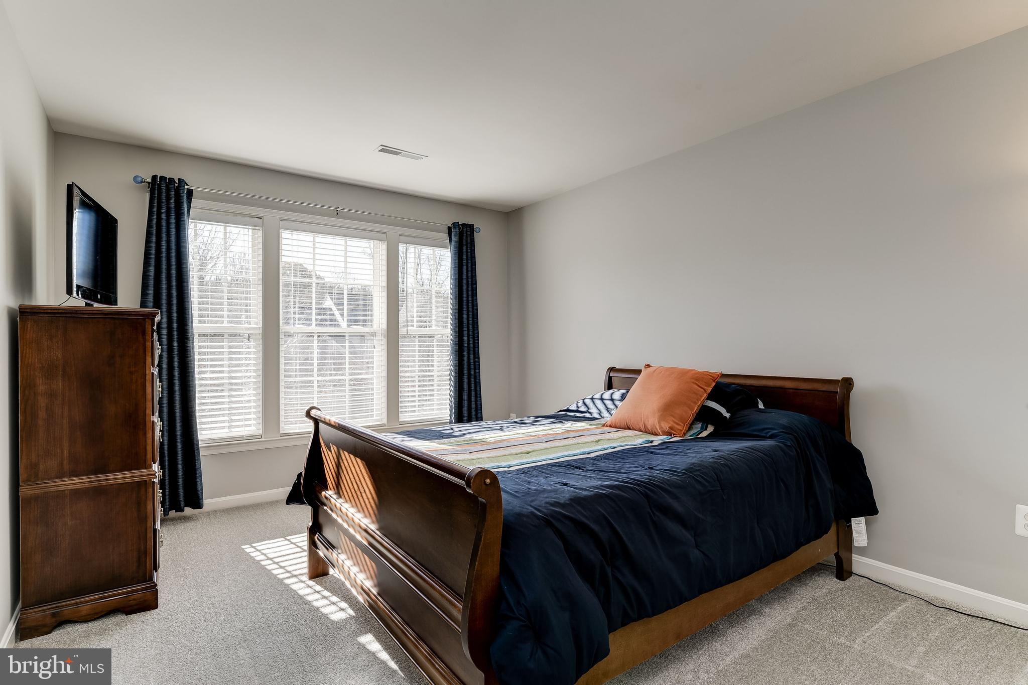 TAYLOR VILLAGE - Residential