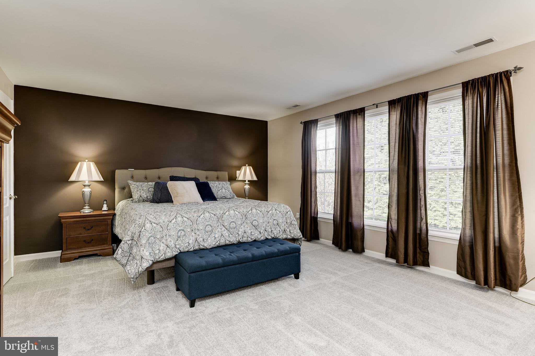 TAYLOR VILLAGE - Residential