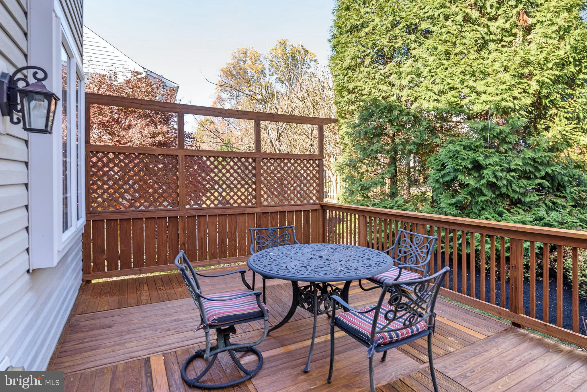 TAYLOR VILLAGE - Residential