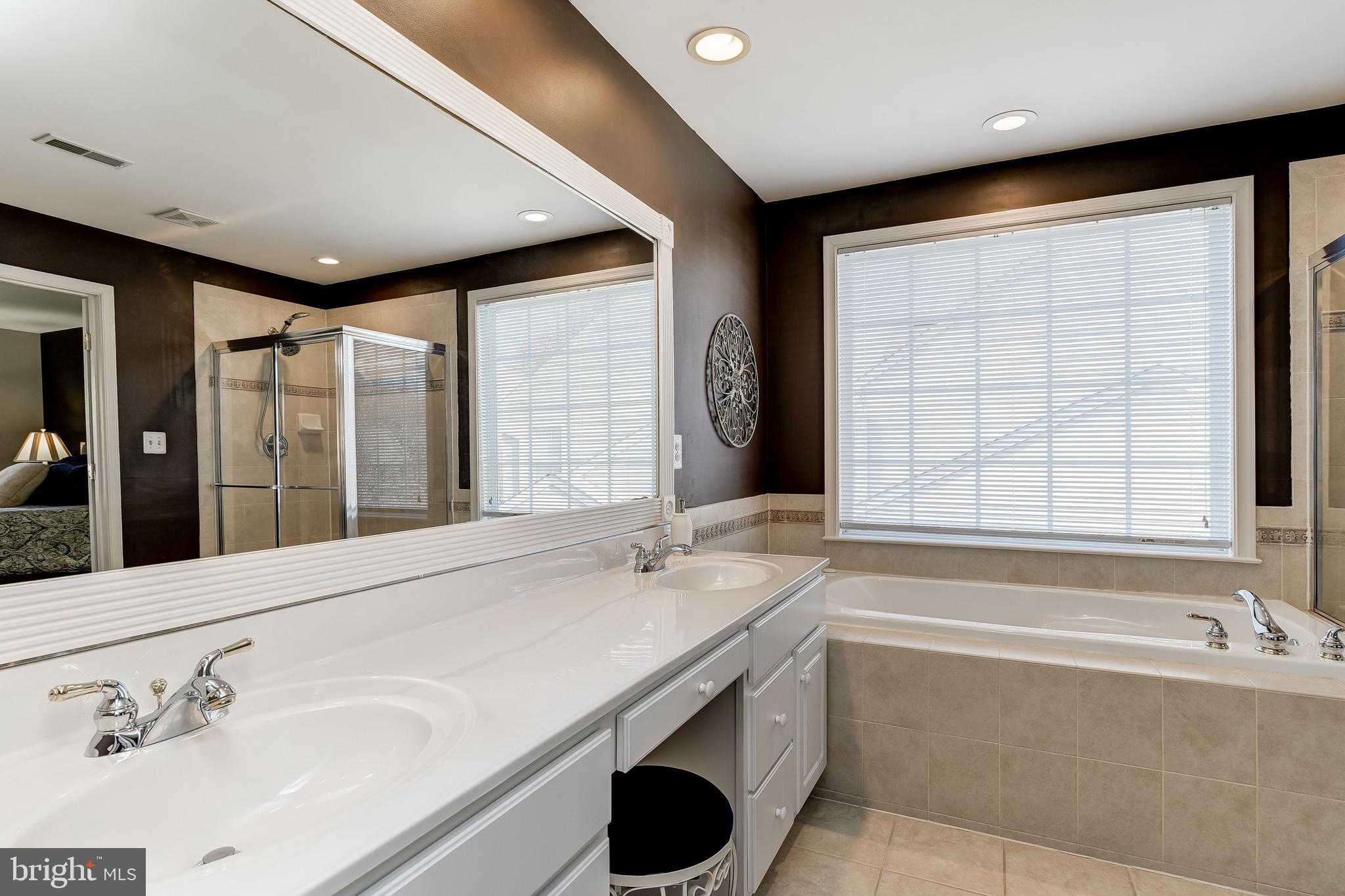 TAYLOR VILLAGE - Residential