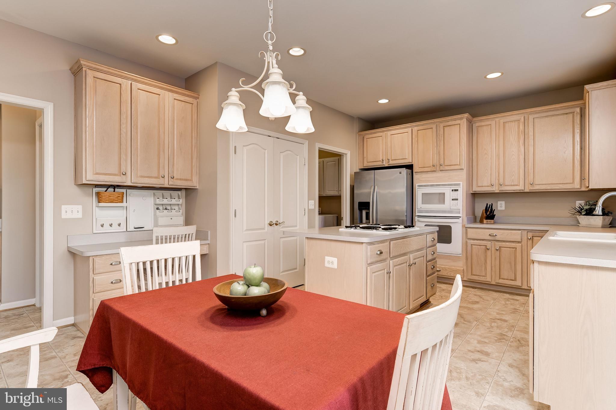 TAYLOR VILLAGE - Residential