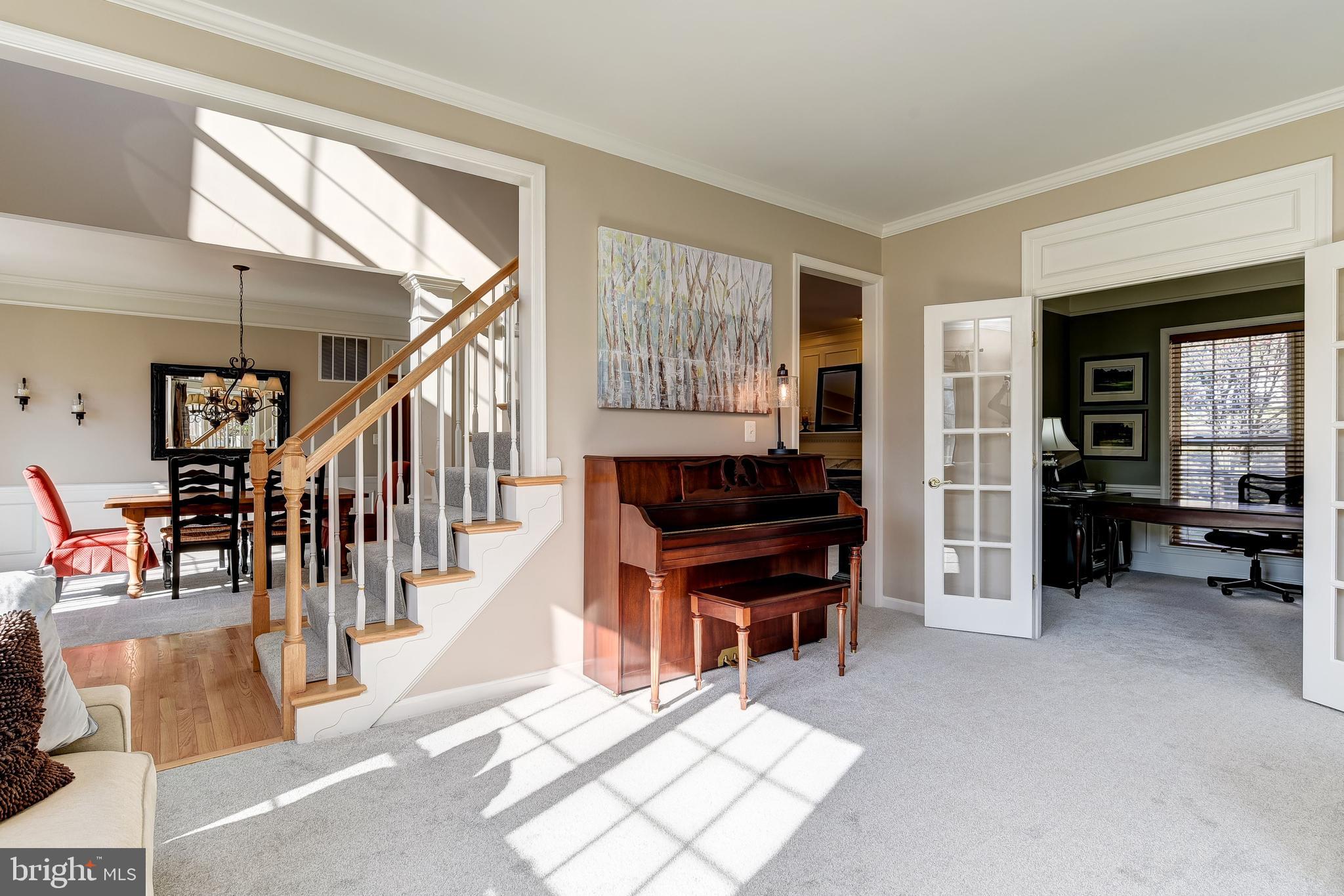 TAYLOR VILLAGE - Residential