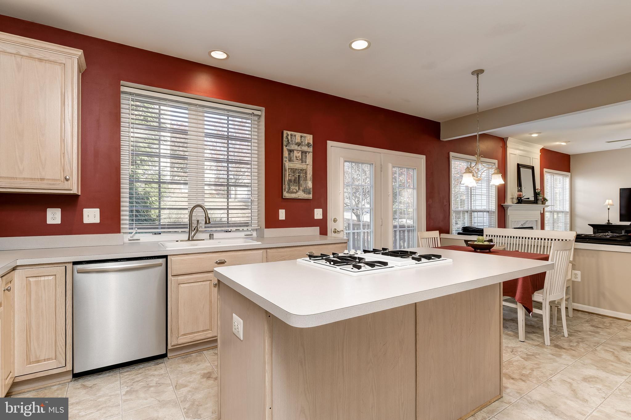 TAYLOR VILLAGE - Residential