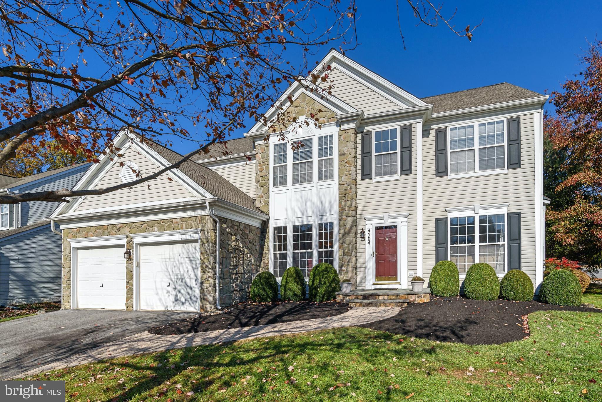 TAYLOR VILLAGE - Residential