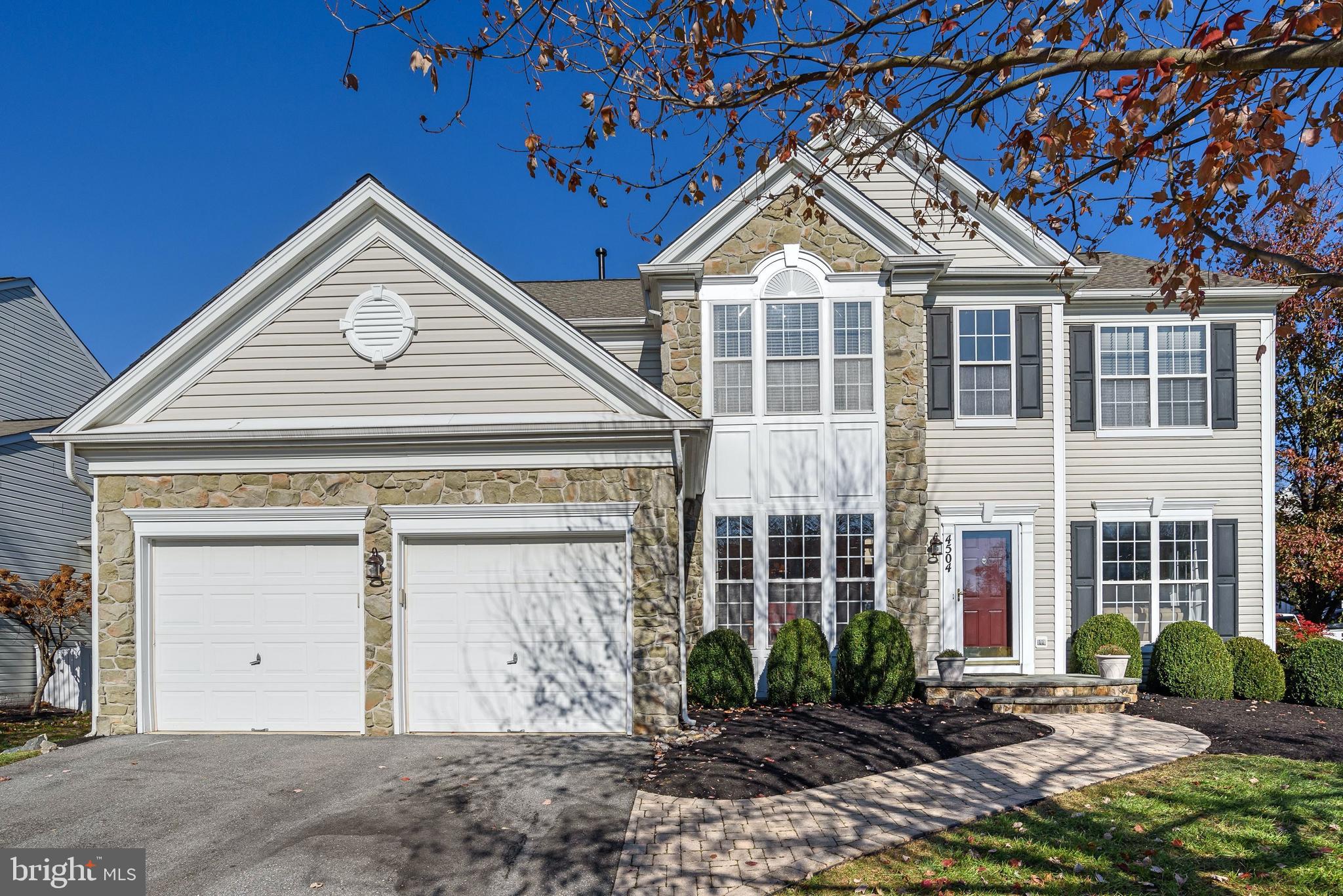 TAYLOR VILLAGE - Residential