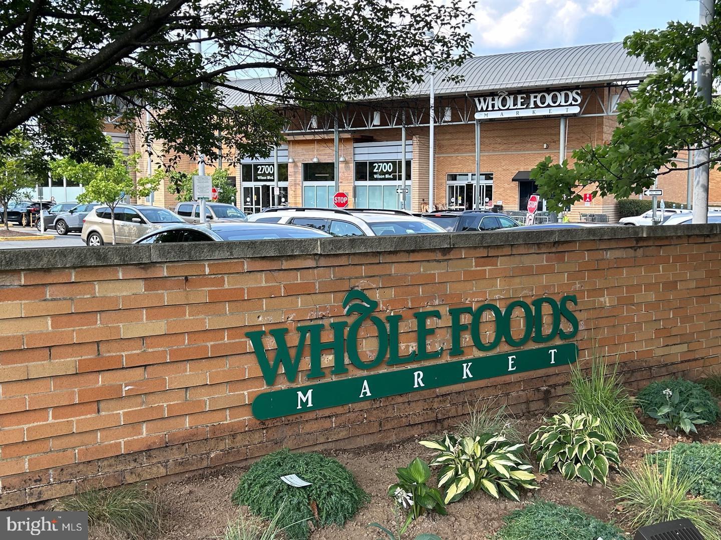 CLARENDON - Residential