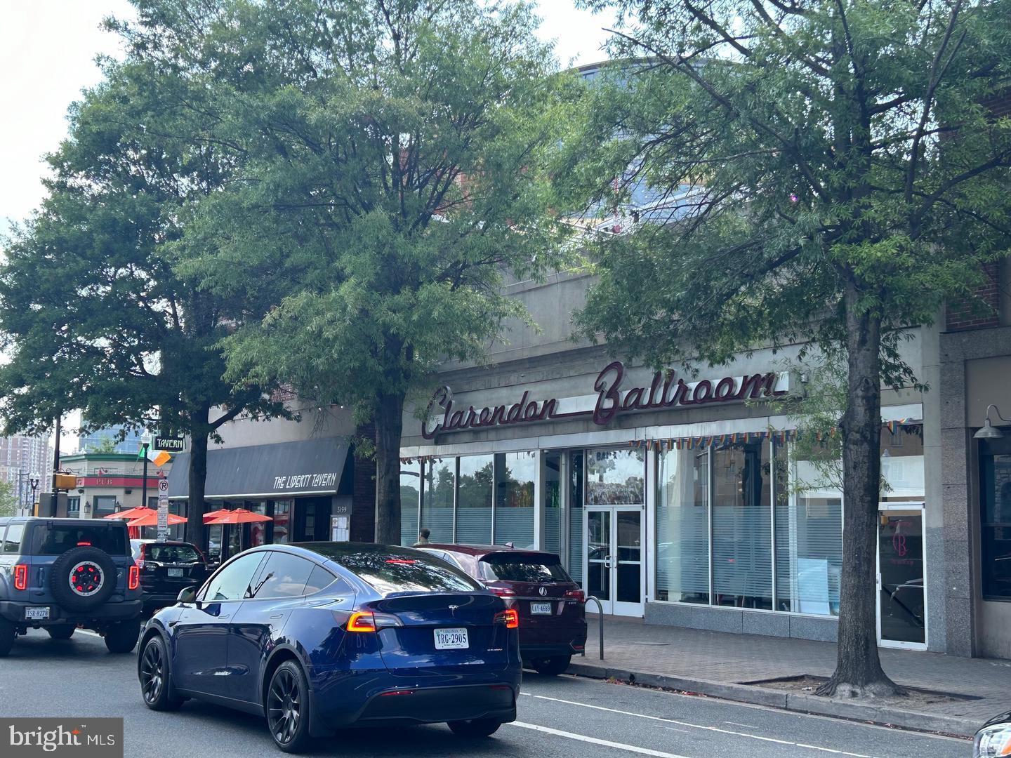 CLARENDON - Residential