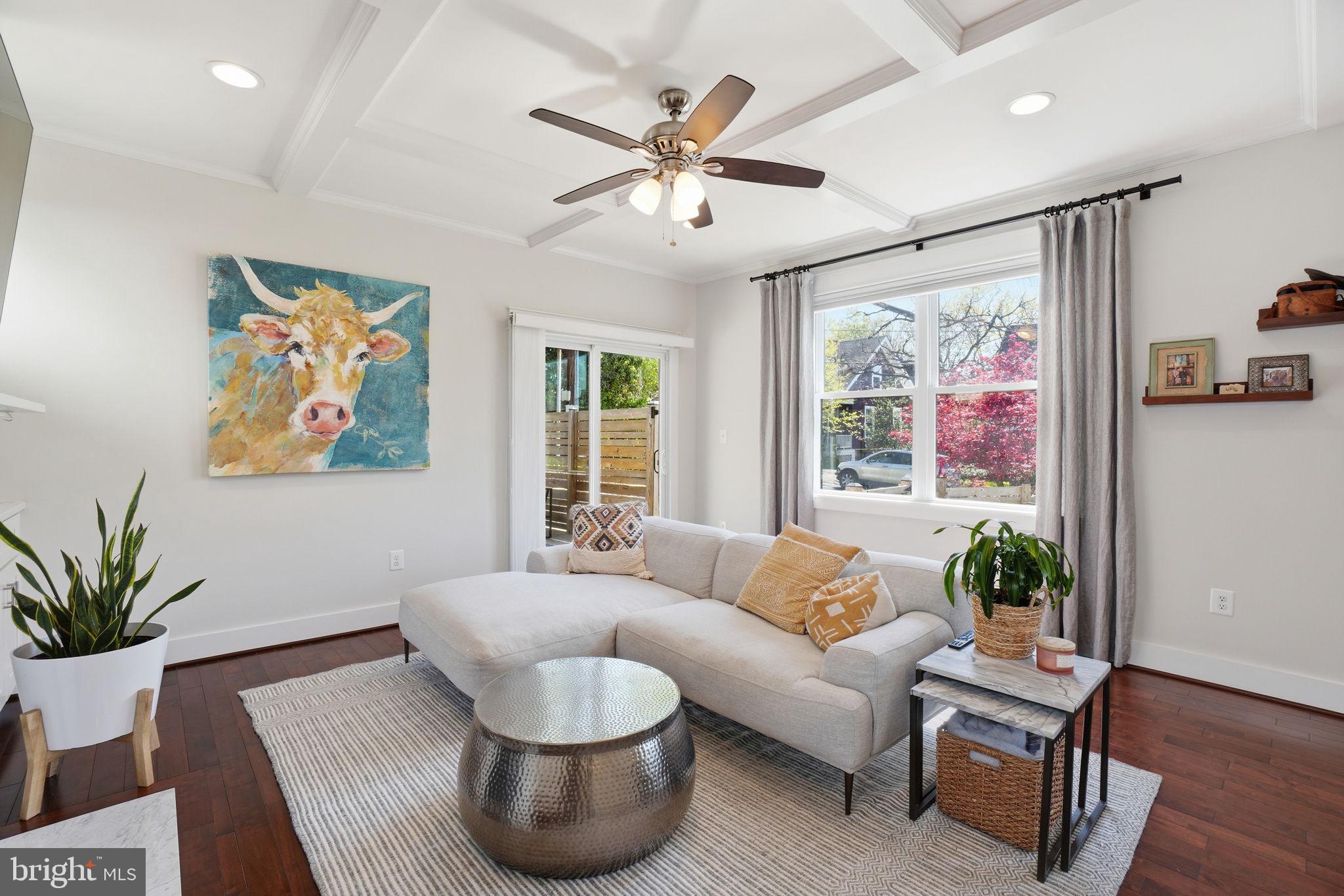 CLARENDON - Residential