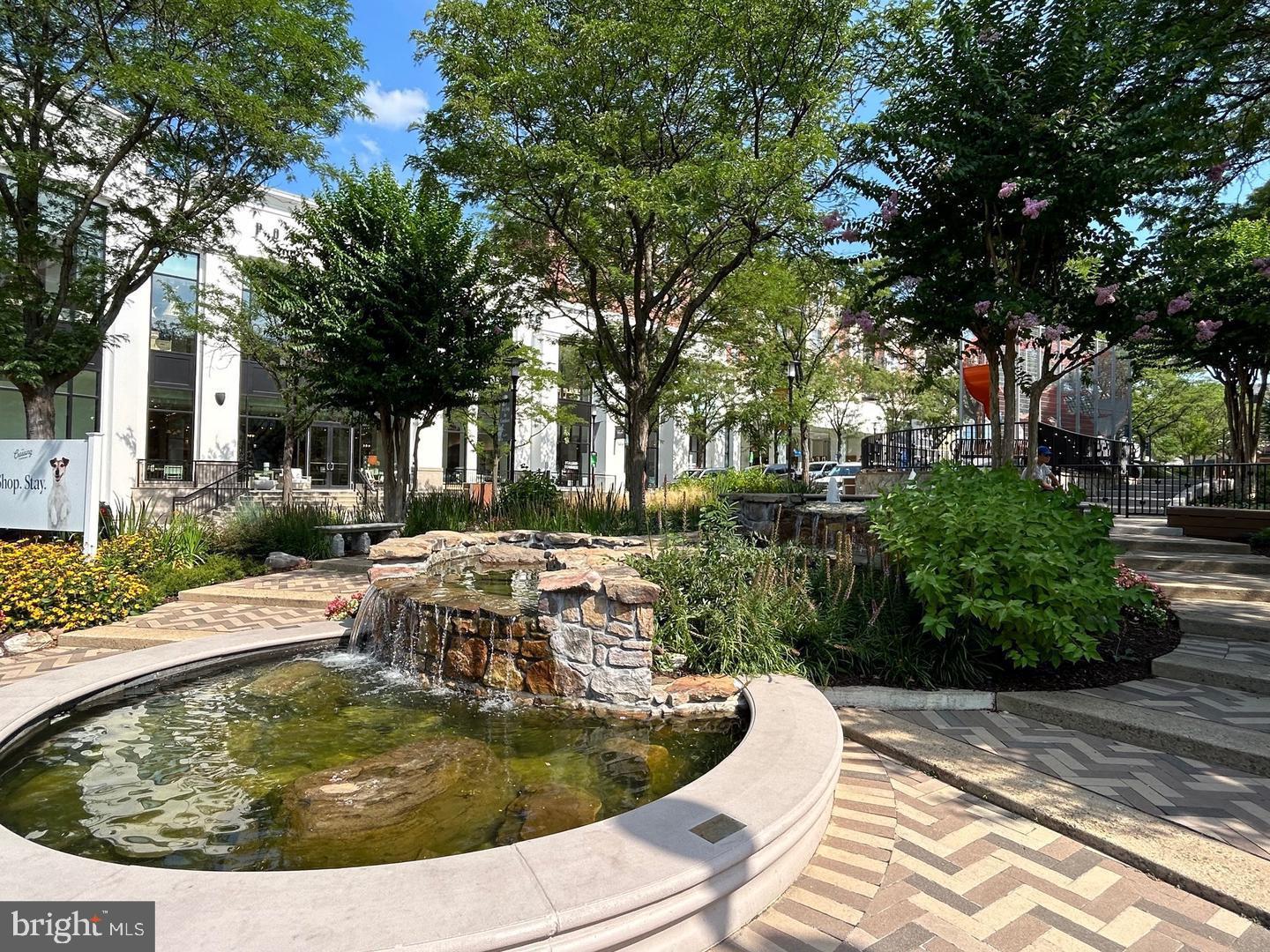 CLARENDON - Residential