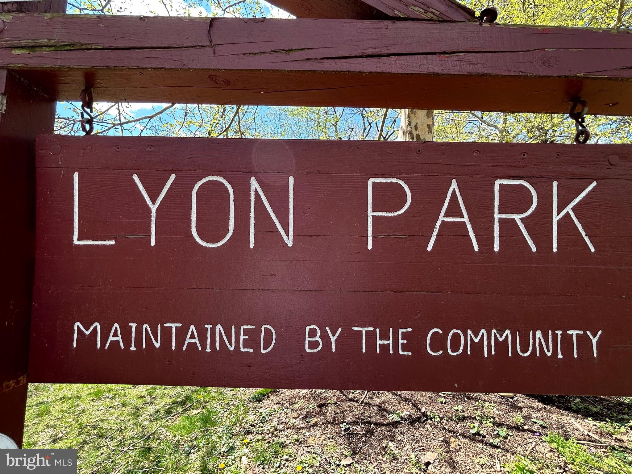 CLARENDON - Residential