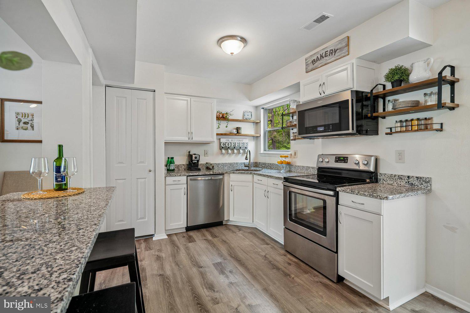 WOODLAND VILLAGE - Residential