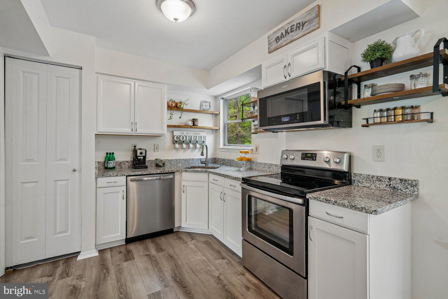 WOODLAND VILLAGE - Residential