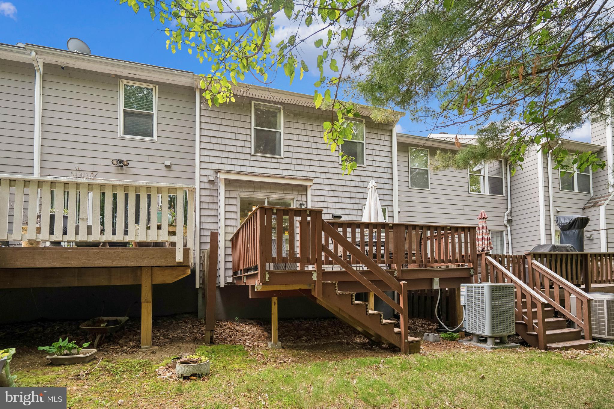 WOODLAND VILLAGE - Residential