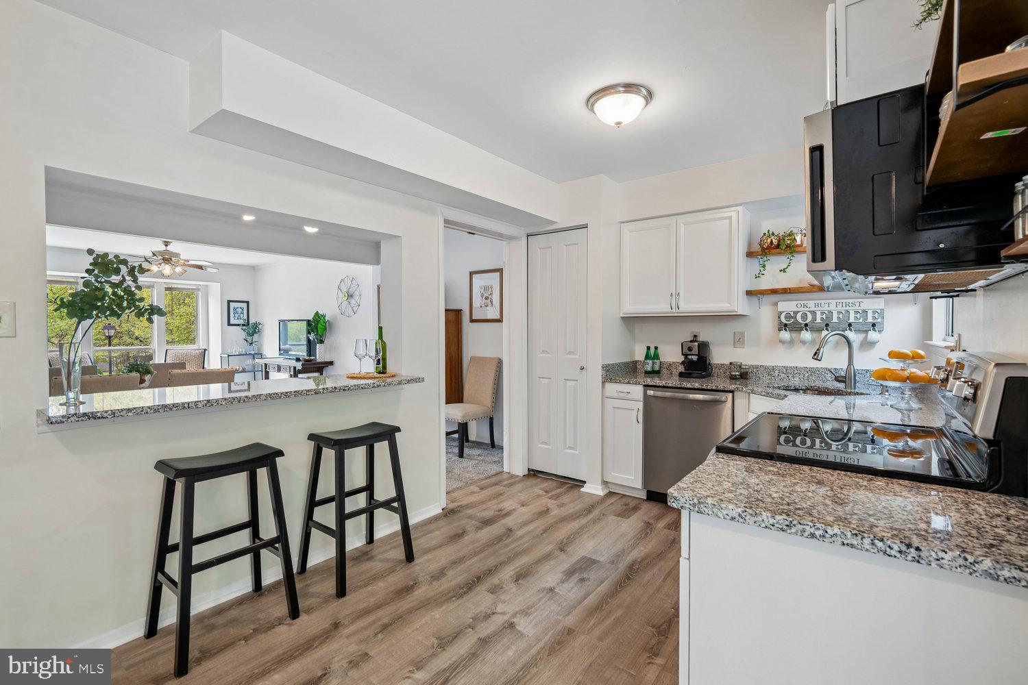 WOODLAND VILLAGE - Residential