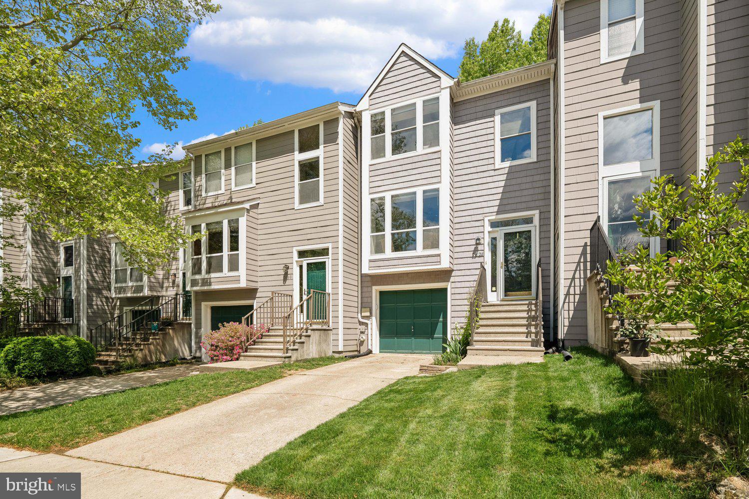 WOODLAND VILLAGE - Residential