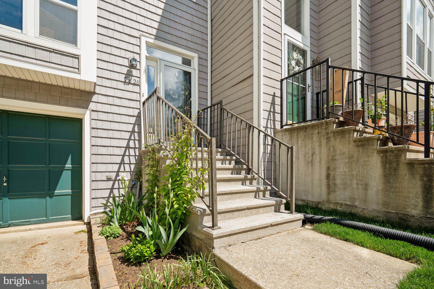 WOODLAND VILLAGE - Residential