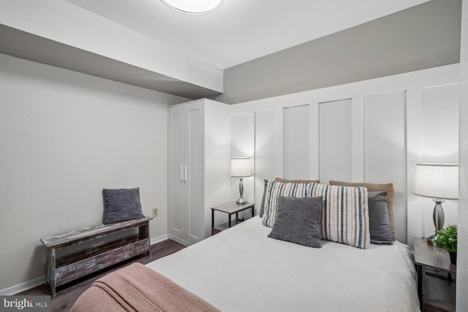 WOODLAND VILLAGE - Residential