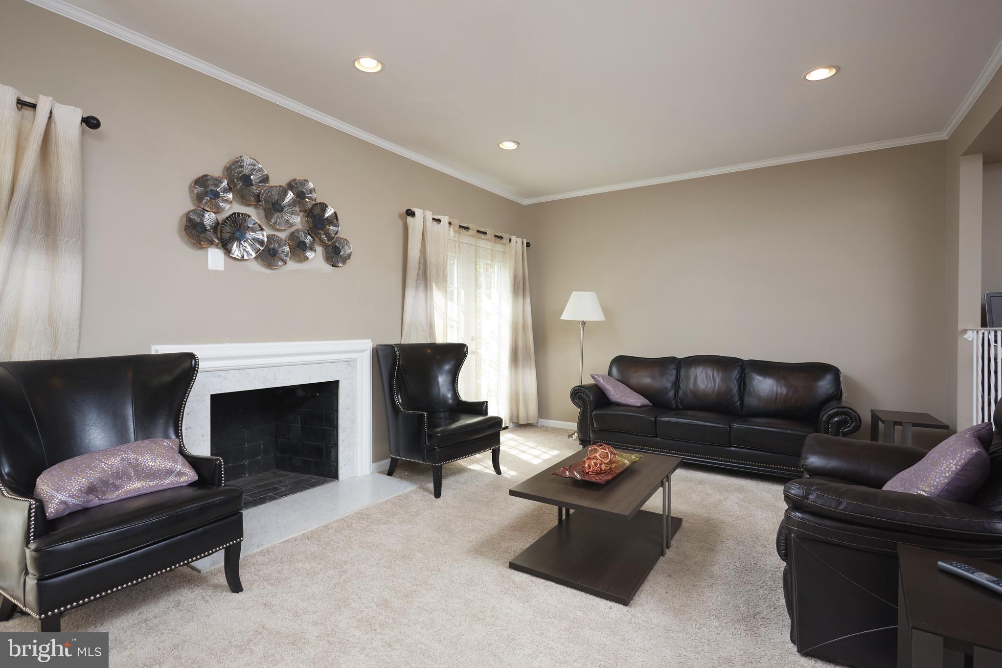 STRATTON COMMONS - Residential Lease