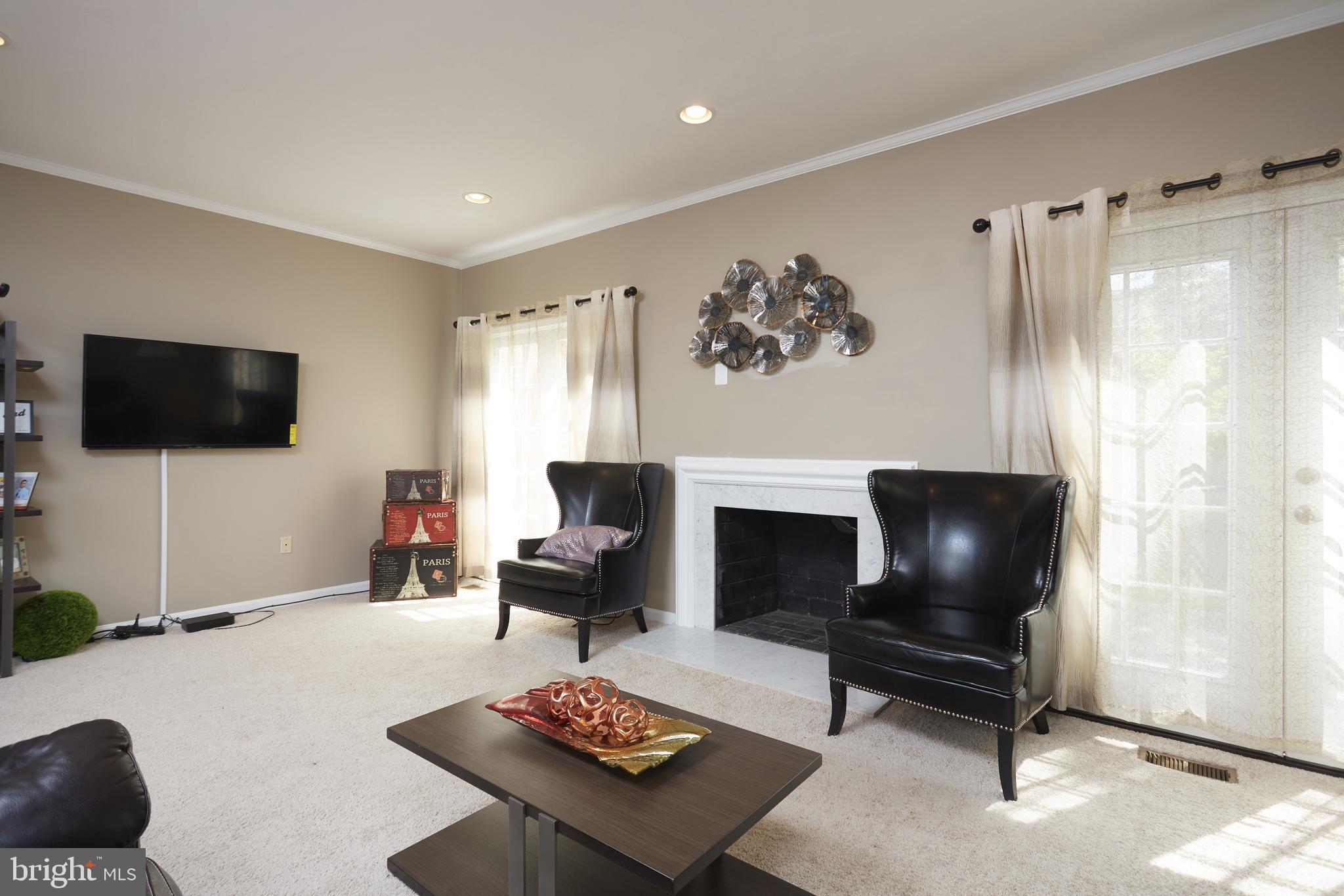 STRATTON COMMONS - Residential Lease