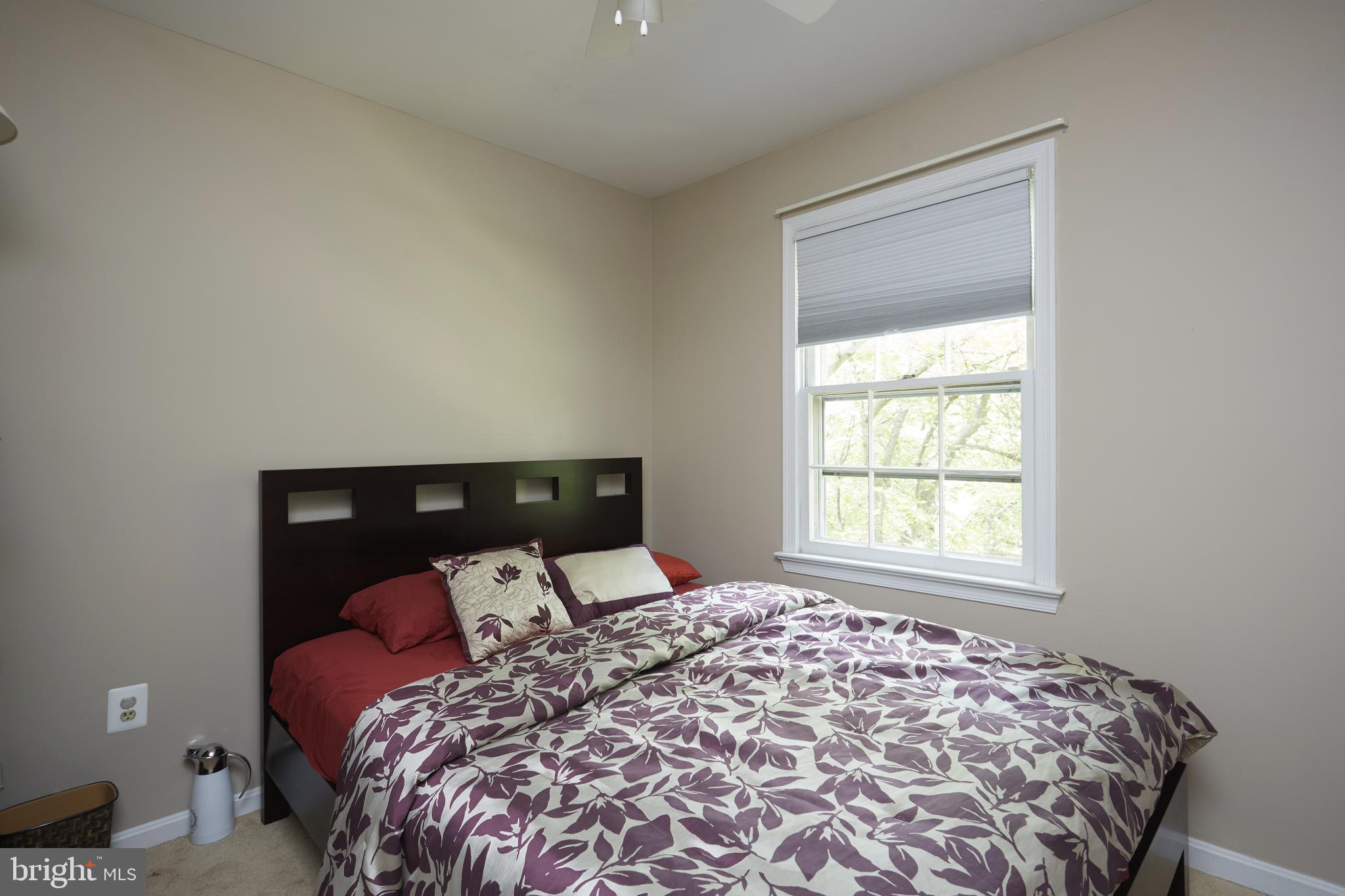 STRATTON COMMONS - Residential Lease