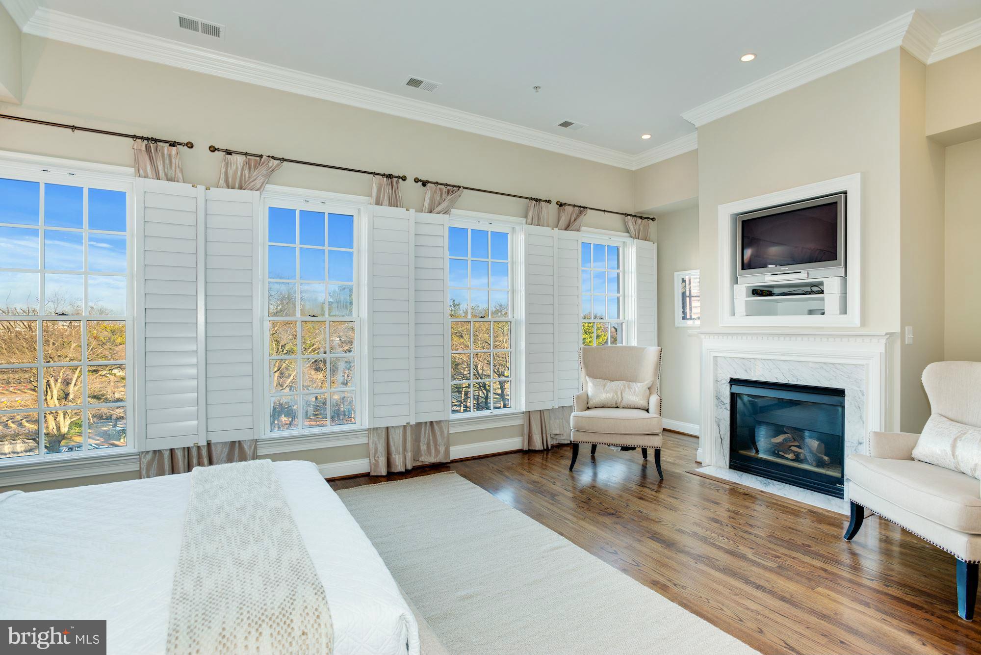 MONROE - Residential