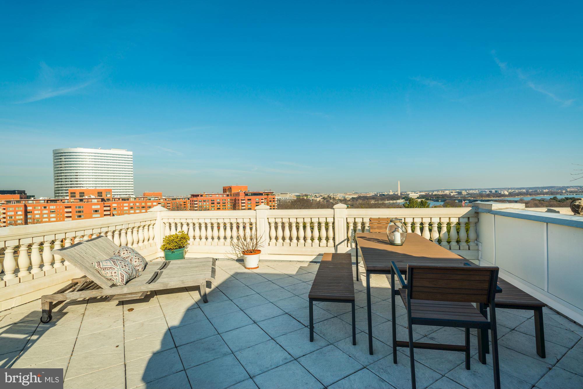 MONROE - Residential