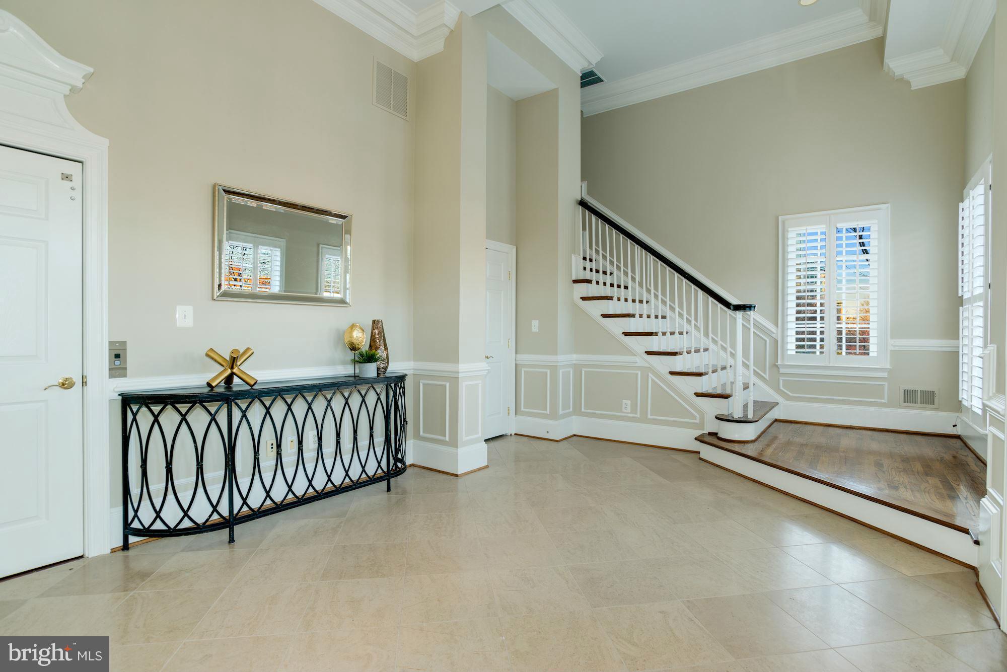 MONROE - Residential