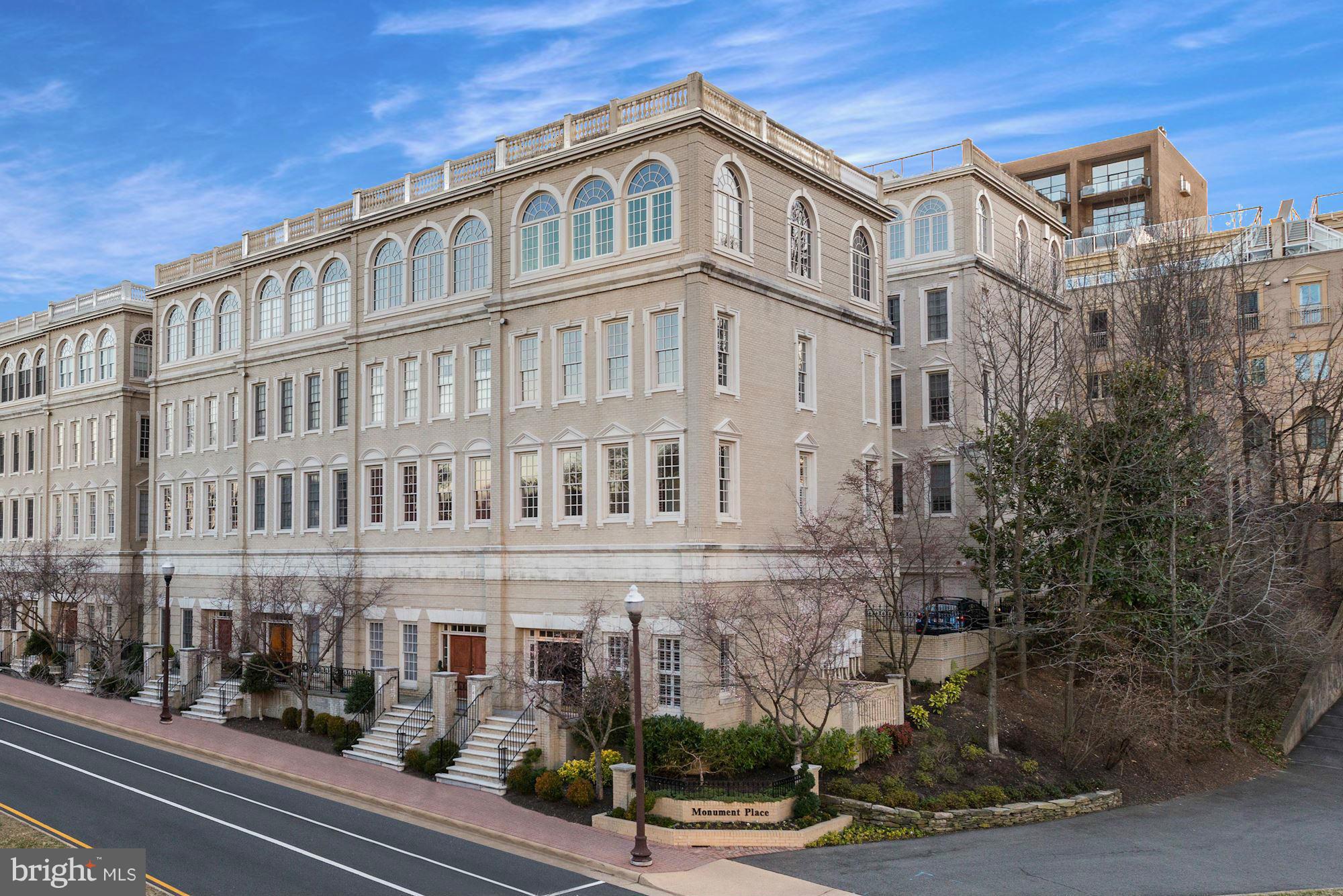 MONROE - Residential