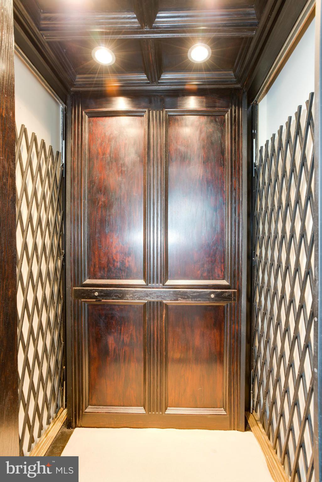 MONROE - Residential