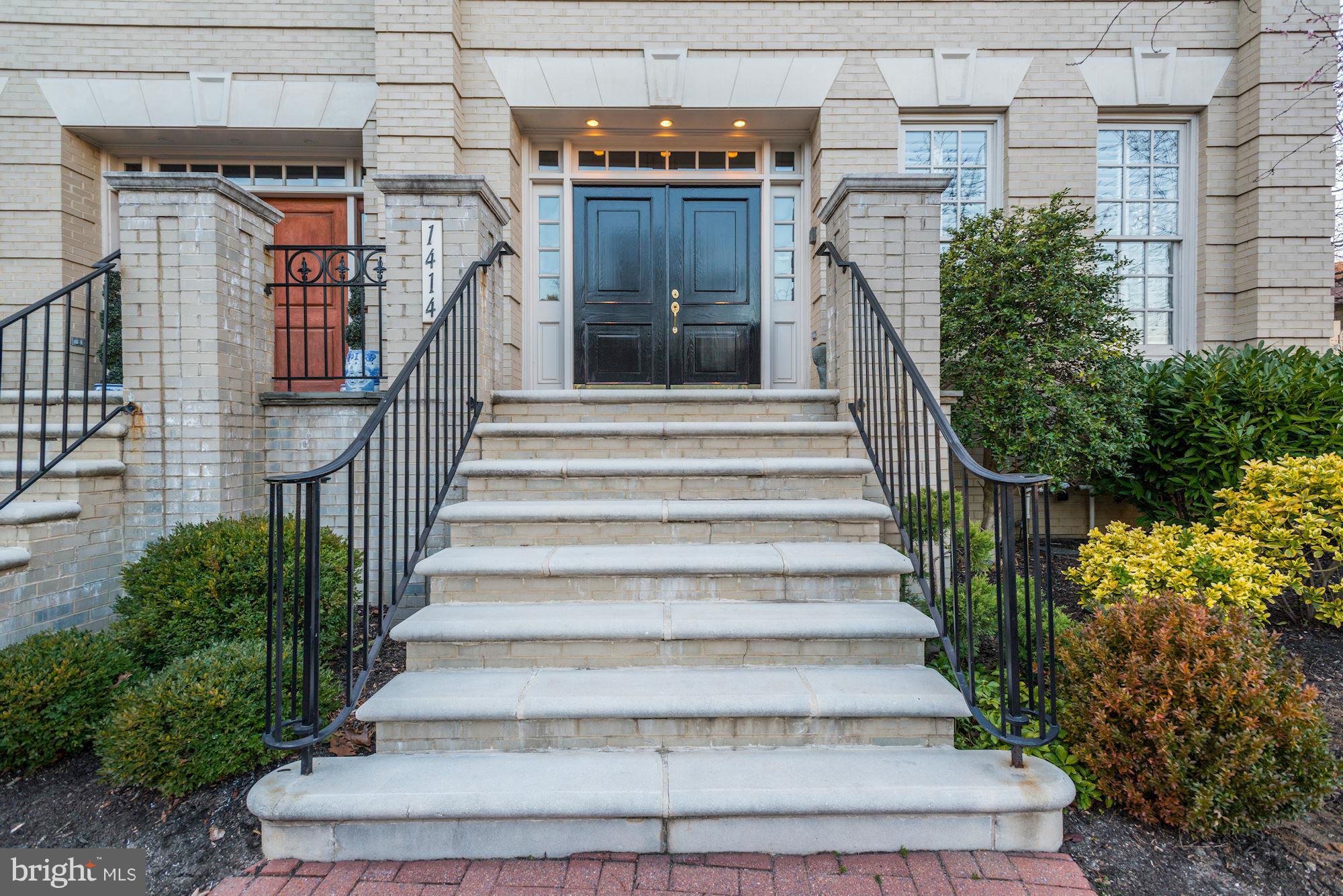 MONROE - Residential