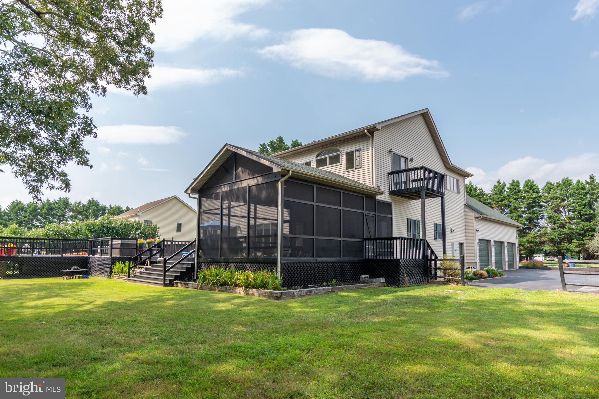 CEDAR CREEK - Residential