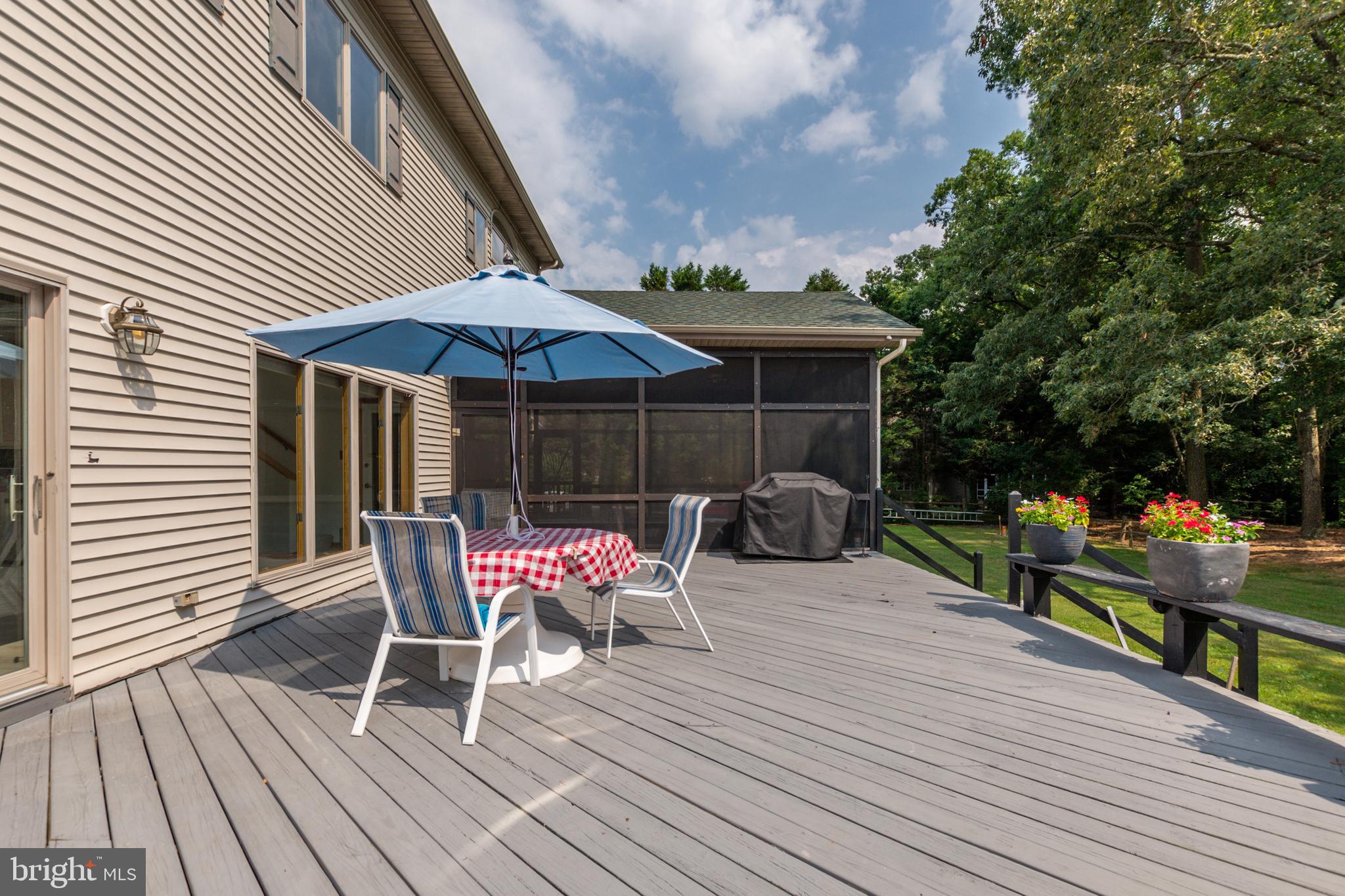 CEDAR CREEK - Residential