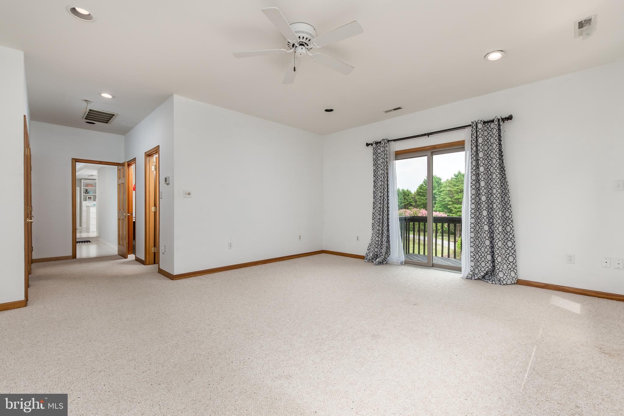 CEDAR CREEK - Residential