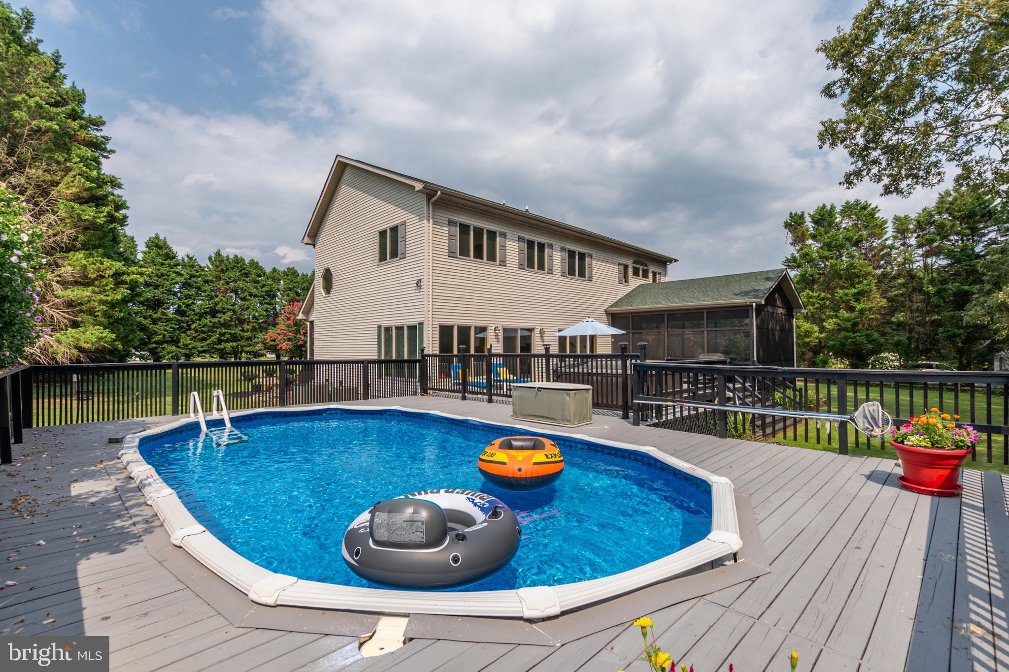 CEDAR CREEK - Residential