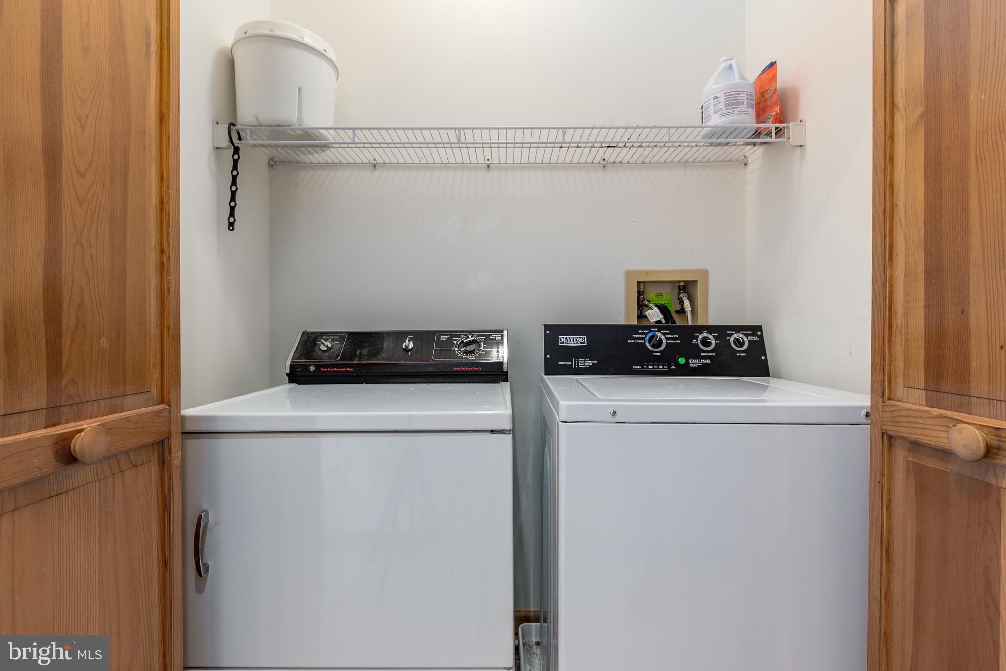 CEDAR CREEK - Residential