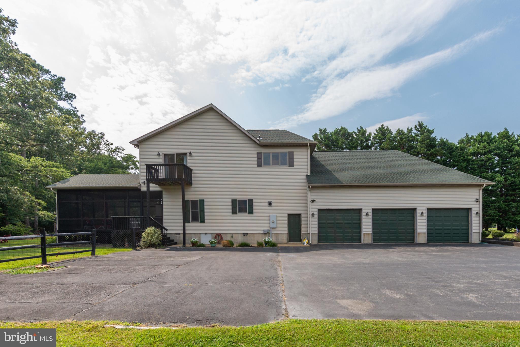 CEDAR CREEK - Residential