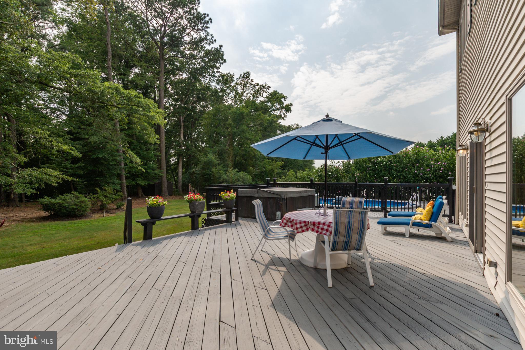 CEDAR CREEK - Residential