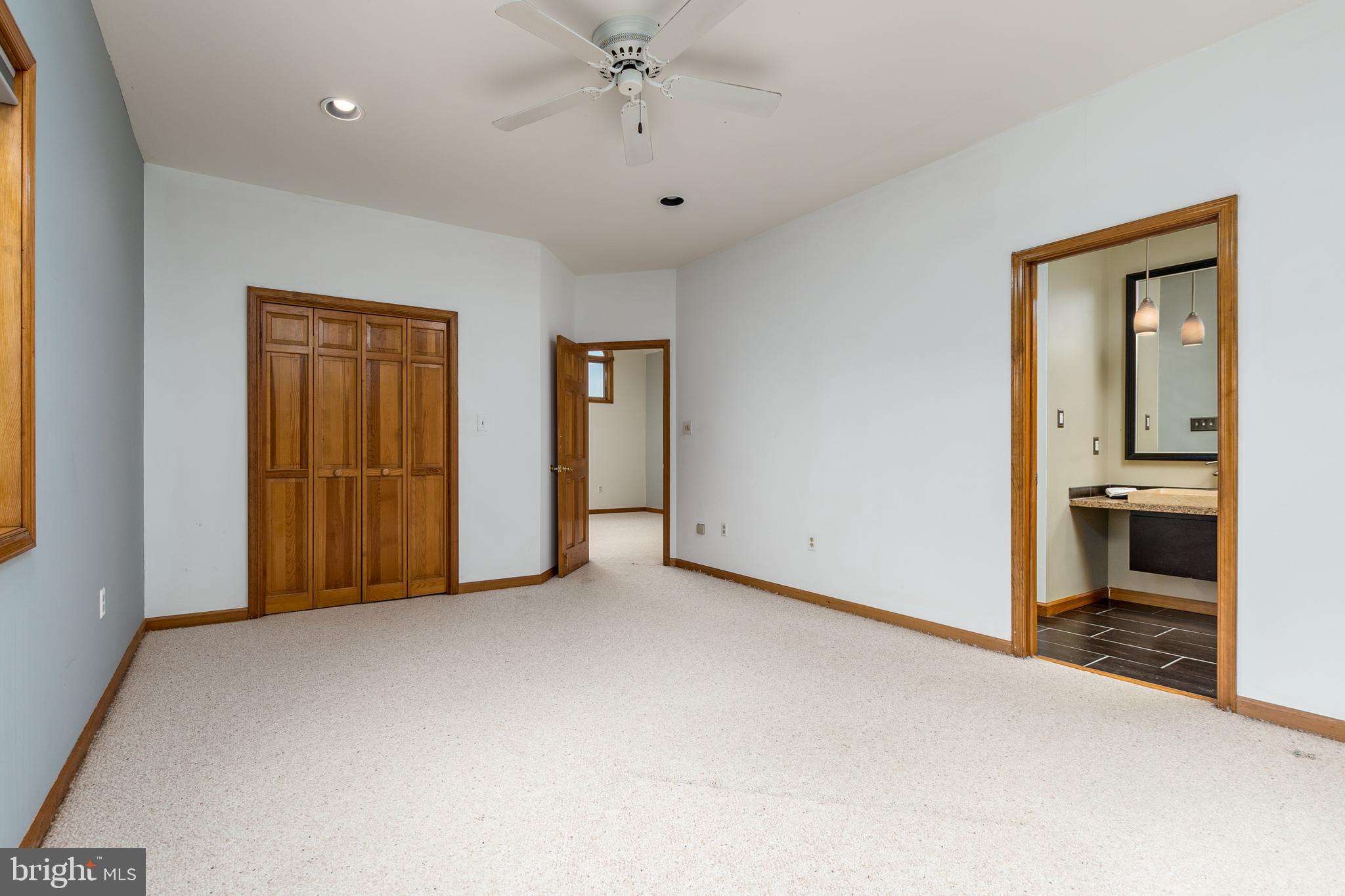 CEDAR CREEK - Residential