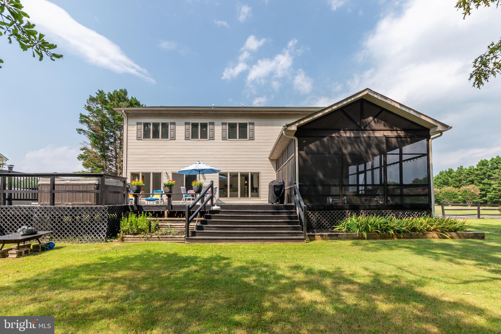 CEDAR CREEK - Residential