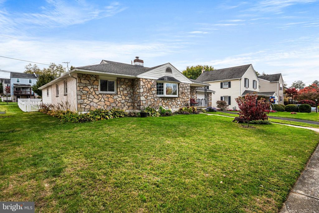 Photo of 344 Lincoln Avenue, DOWNINGTOWN, PA 19335 (MLS # PACT2111704)