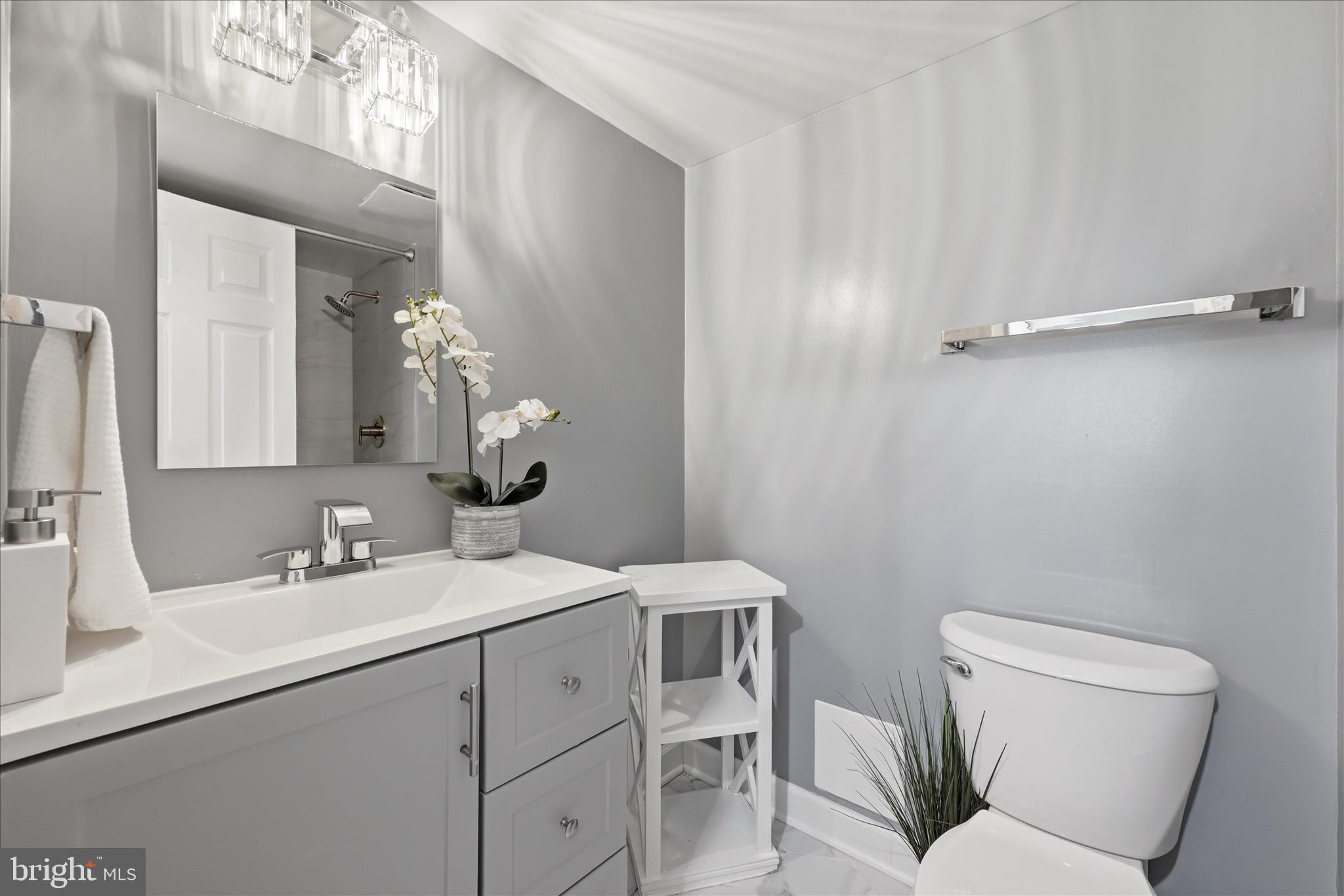 HAWTHORNE VILLAGE - Residential