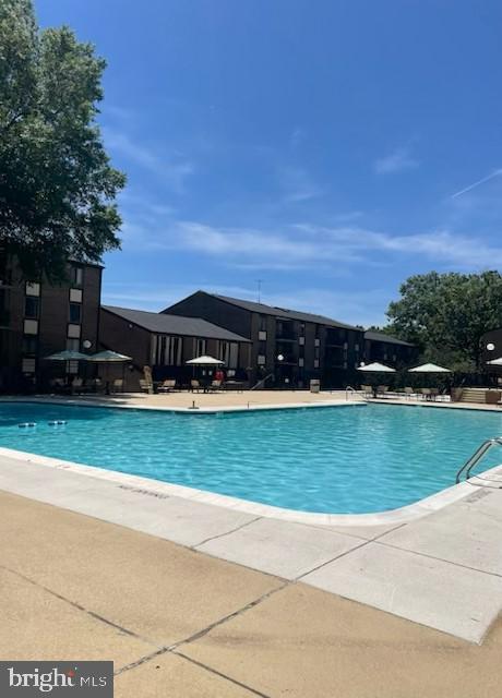 HAWTHORNE VILLAGE - Residential