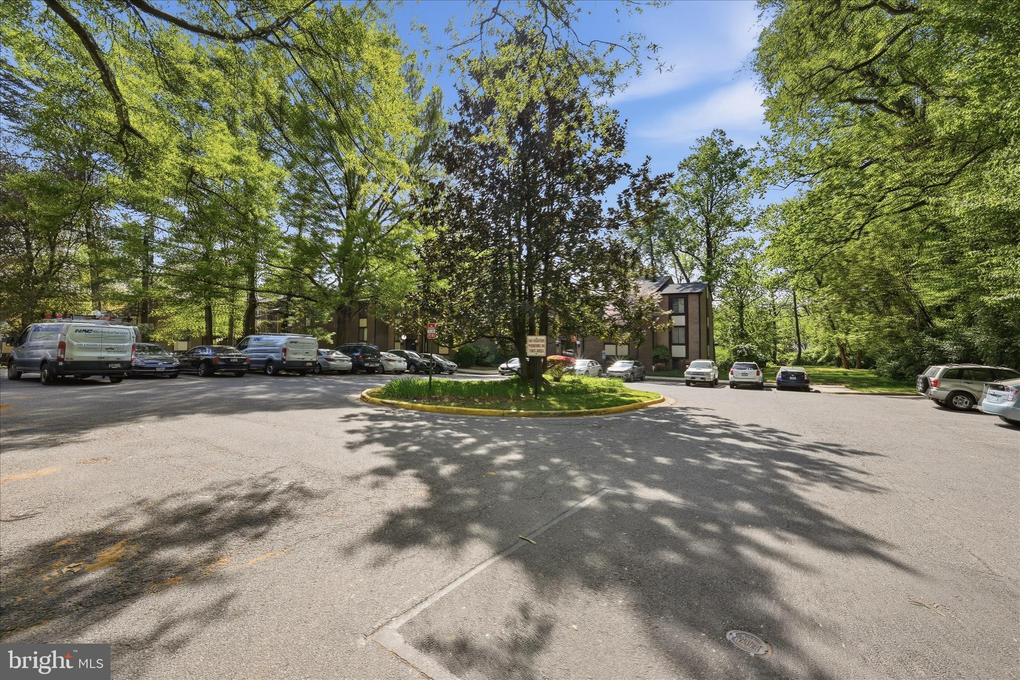 HAWTHORNE VILLAGE - Residential