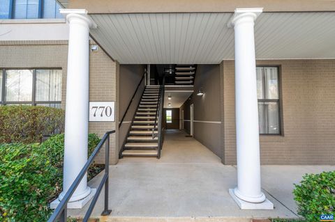 Condo For Sale - 770 Walker Sq Sq #3C<br/> Charlottesville City County, CHARLOTTESVILLE, VA 22903
