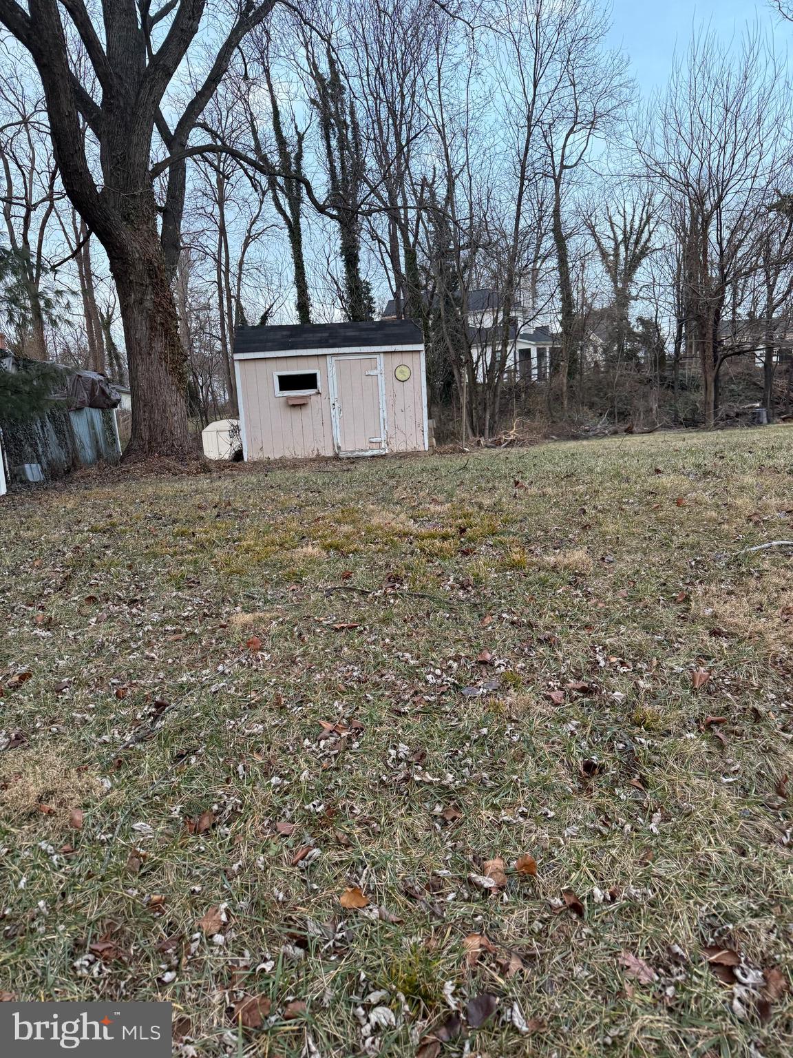 COLLEGE MANOR - Residential