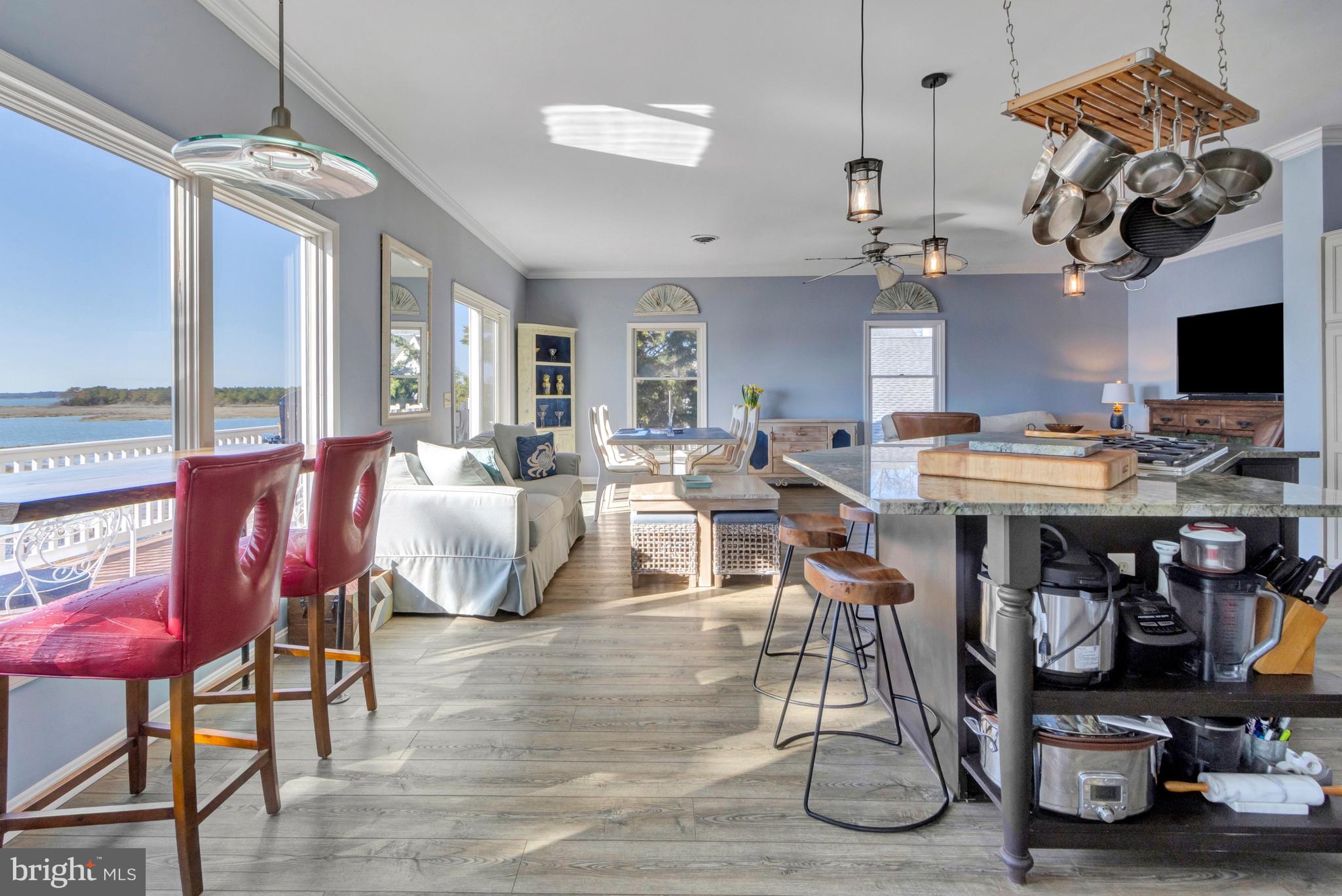 HIGH VIEW - Residential