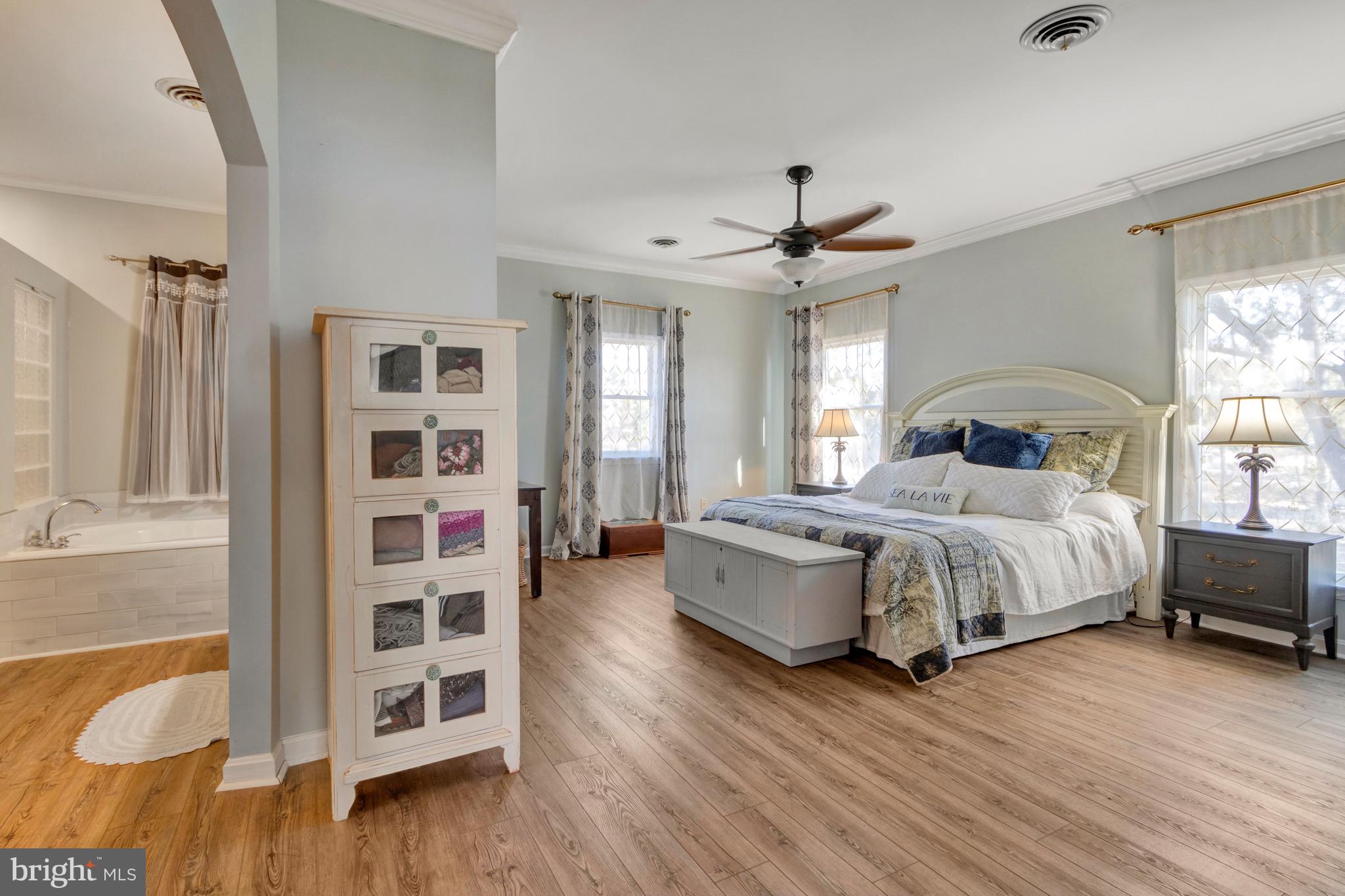 HIGH VIEW - Residential