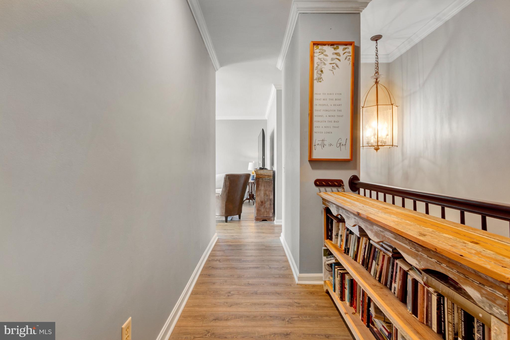 HIGH VIEW - Residential