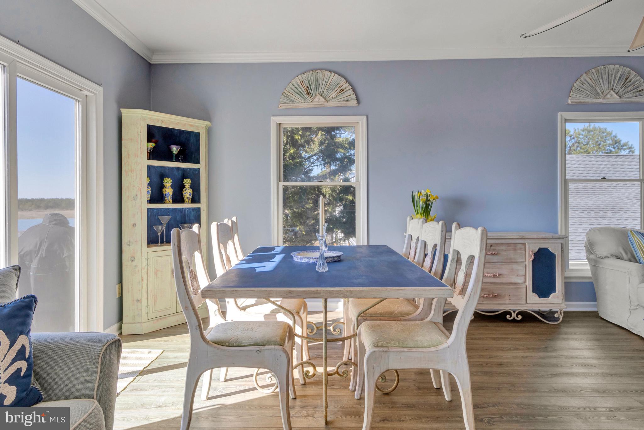 HIGH VIEW - Residential