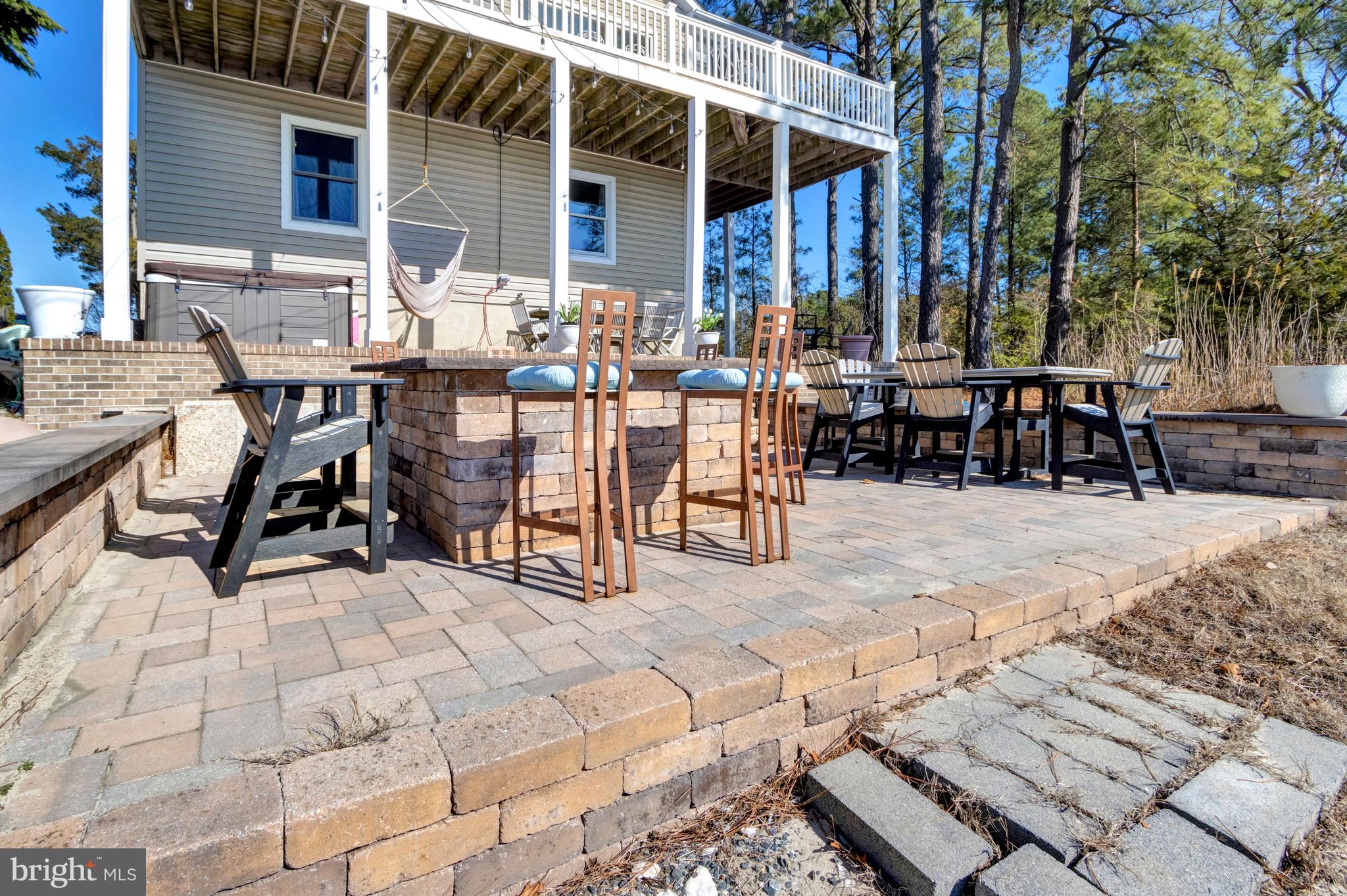 HIGH VIEW - Residential